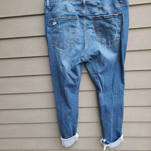 Judy Blue Distressed Skinny Fit with Cuffs size 18W - Picture 5 of 16